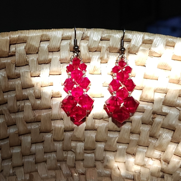 Vintage 1970s 1980s Ruby Red Swarovski Crystal Dangle Earrings - Picture 2 of 11